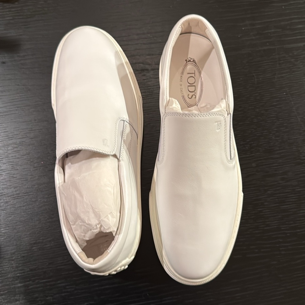 Tod’s brand new never worn slip on cassetta white leather sneaker size 10.5